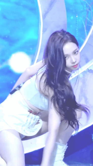 11f160e71648be18998fd108d8f163bf_1757479738_4753.gif