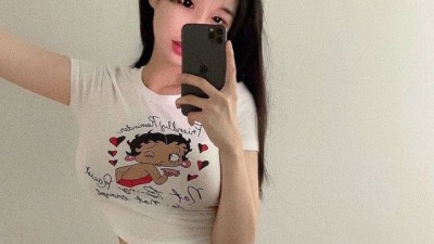 골반이 이쁜 그녀